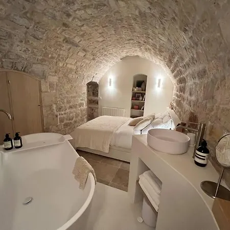 Apartament Marais - Unique Duplex Decorated With Taste