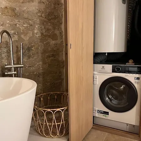 Marais - Unique Duplex Decorated With Taste شقة *