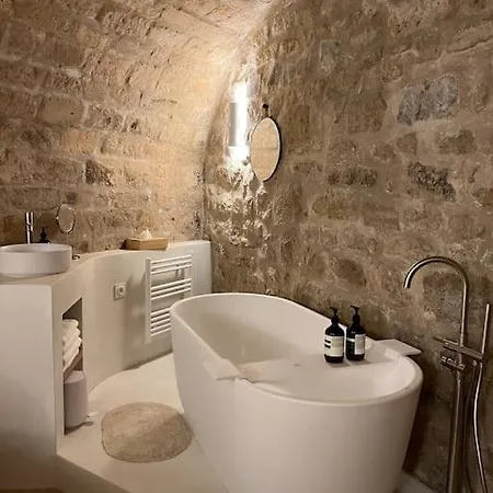 Marais - Unique Duplex Decorated With Taste Daire